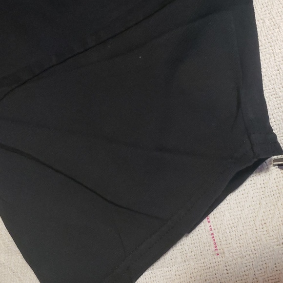 All Black Tee Gildan Like New XL - Picture 5 of 8